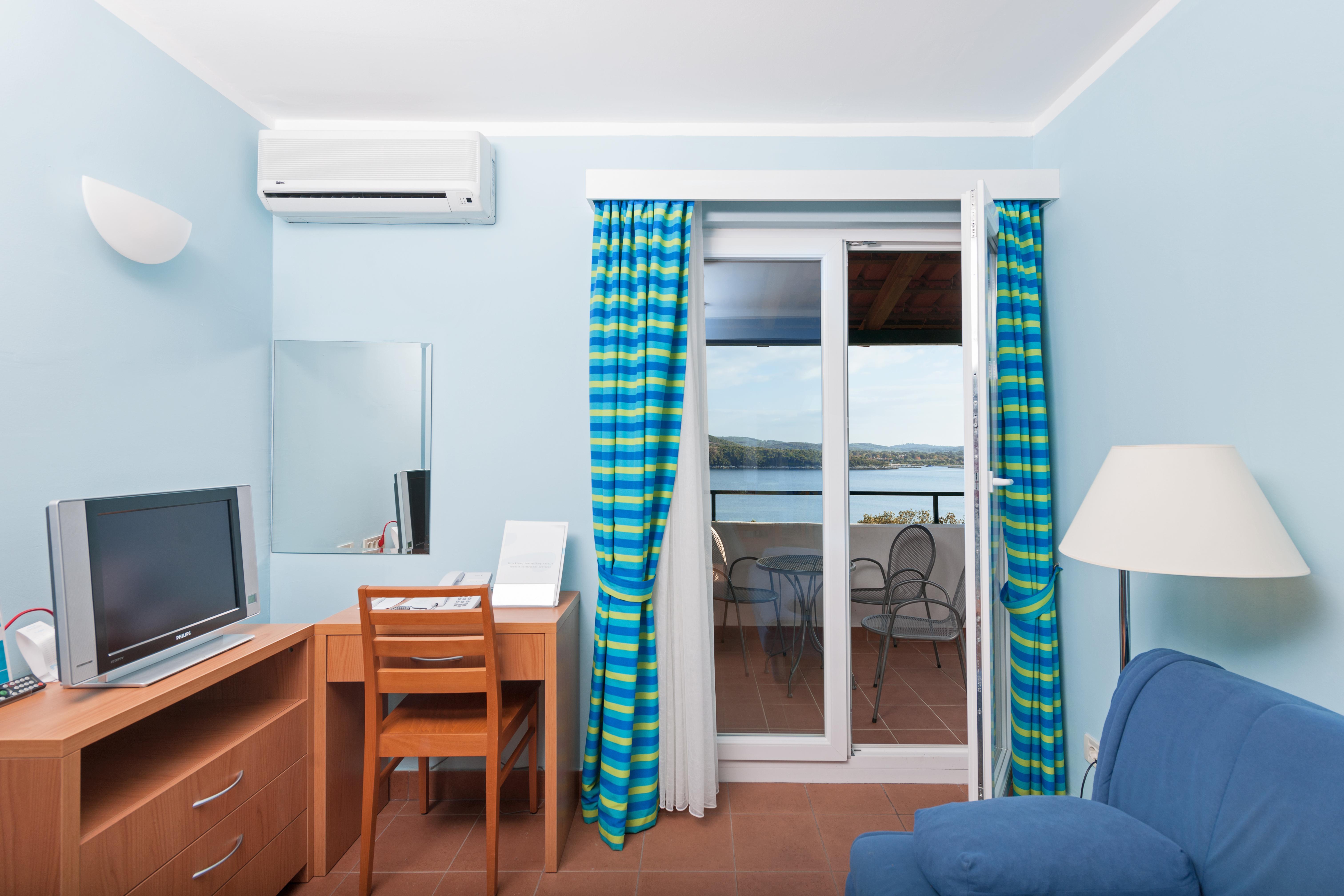 Maistra Select Koversada Naturist Apartments Vrsar Exterior foto