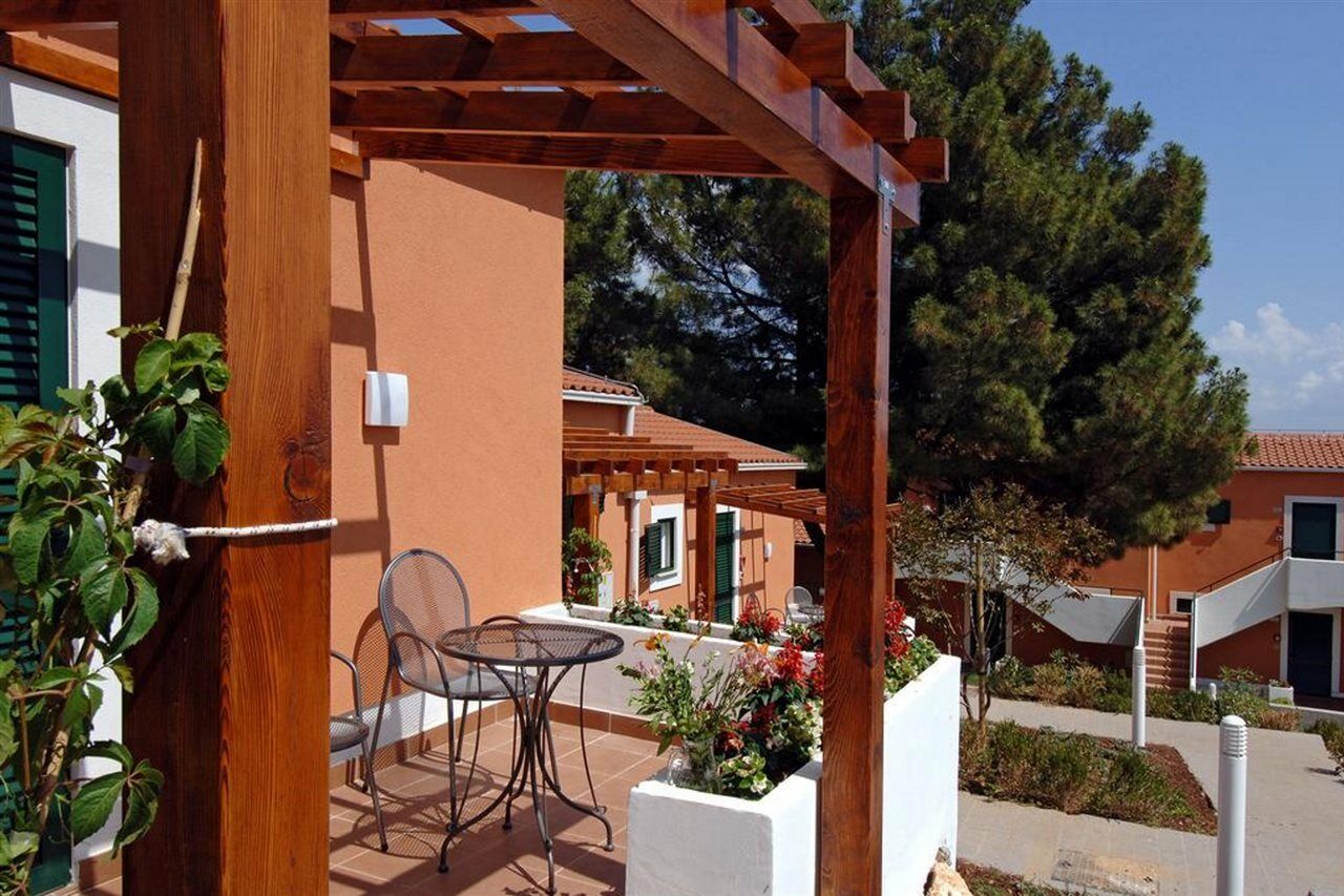 Maistra Select Koversada Naturist Apartments Vrsar Exterior foto